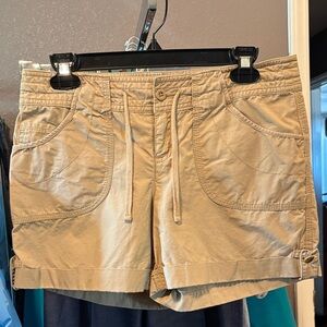 The North Face Women's Khaki Cargo Shorts